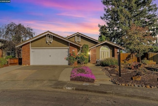 1438 Landahl Ct, Benicia, CA 94510