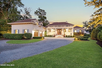 2016 Deer Creek Ln, Wilmington, NC 28405