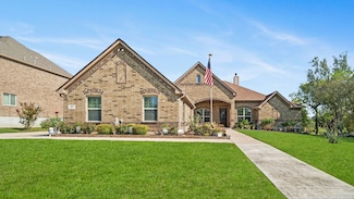 287 Cascade Trail, Castroville, TX 78009