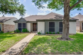 865 Chaparral Dr, Grand Prairie, TX 75052