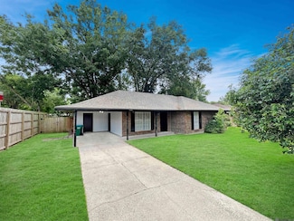 626 Cockerham Rd, Denham Springs, LA 70726