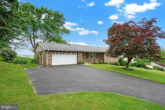 3976 N Rohrbaugh Rd, Seven Valleys, PA 17360