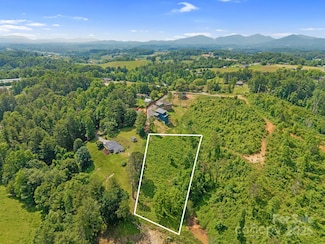 24 Giovannas Way, Leicester, NC 28748