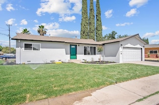 1043 Chestnut St, Turlock, CA 95380