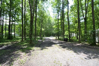 1475 Friendly Ln, Williamsburg, OH 45176