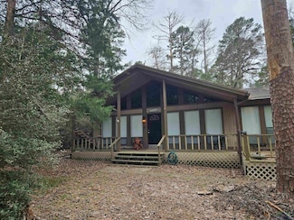 121 Candlelight Cove, Holly Lake Ranch, TX 75765