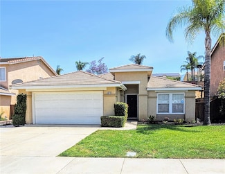8819 Dahlia Dr, Corona, CA 92883