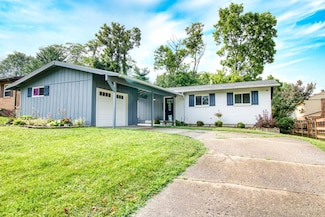 8557 Linderwood Ln, Cincinnati, OH 45255