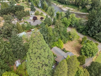 3387 Wild River Dr, Roseburg, OR 97470