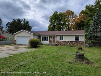 5595 Marsh Rd, Haslett, MI 48840
