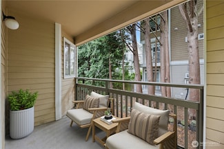 5300 Harbour Pointe Blvd Unit 311-I, Mukilteo, WA 98275