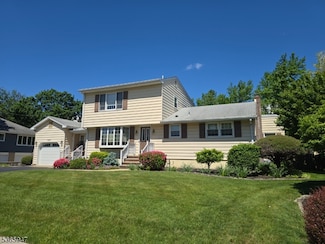 507 Netherwood Ave, Piscataway, NJ 08854