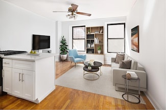 240 E 24th St Unit 2H, New York, NY 10010