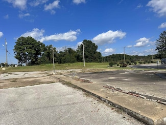 21540 Highway 22 Hwy, Parkers Crossroads/Wildersville, TN 38388