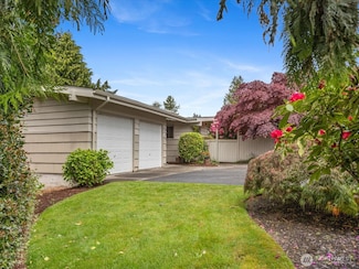 8711 Bowdoin Way, Edmonds, WA 98026