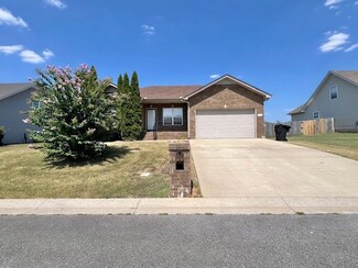 4840 Ark Ln, Murfreesboro, TN 37128