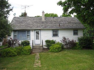 21524 117th St, Bristol, WI 53104