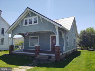 1125 W Maple St, Valley View, PA 17983