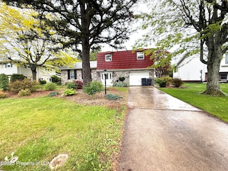 117 Randon Ln, Hazleton, PA 18201