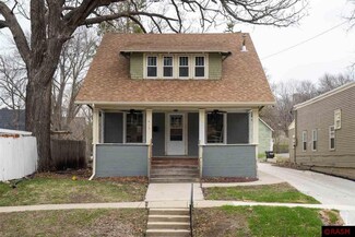 415 Byron St, Mankato, MN 56001