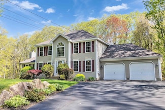 11 Fieldstone Dr, Hooksett, NH 03106
