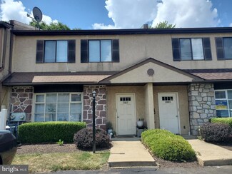 2003 Jason Dr, Huntingdon Valley, PA 19006