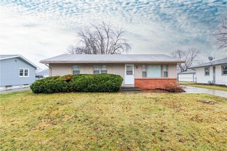 206 S Kenwood Blvd, Indianola, IA 50125