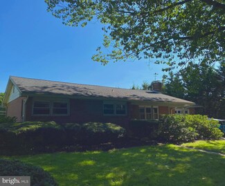 521 Campus Rd, Reading, PA 19610