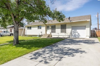 2017 Everest Ave, Richland, WA 99354