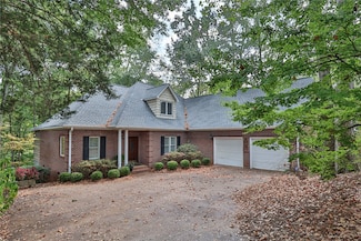 150 Prathers Lake Dr, Auburn, AL 36830