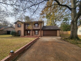 1517 Brookside Dr, Germantown, TN 38138
