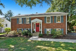 618 Blossom Dr, Rockville, MD 20850