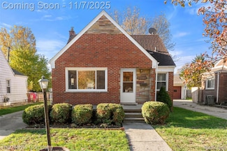 20632 Kenosha St, Harper Woods, MI 48225