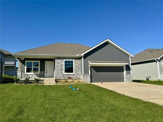1528 157th Terrace, Basehor, KS 66007