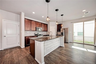 107 Buckthorn Dr, Dripping Springs, TX 78620