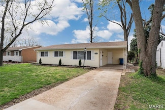 9738 Traverse Ln, Saint Louis, MO 63134