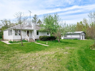1307 N Il Route 23, Marengo, IL 60152