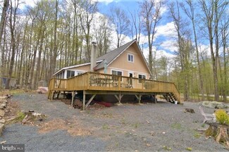 128 Moshannon Dr, Pocono Lake, PA 18347