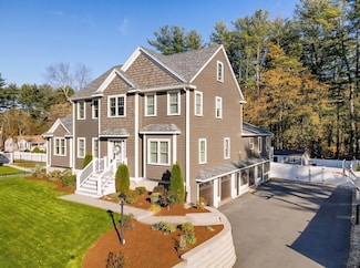 3 Strout Ave, Wilmington, MA 01887