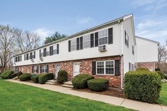 15 Rustic St Unit 15, Newton, MA 02458