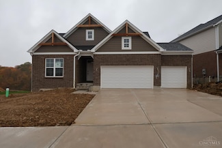 3994 Trailside Dr, Green Township, OH 45248