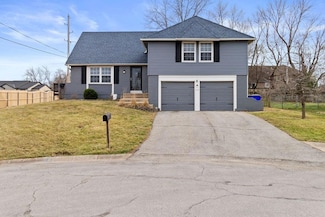 1113 W Cedar St, Olathe, KS 66061