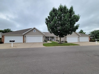 47 Northlight Way, Fitchburg, WI 53711