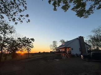 9386 County Road 2660, West Plains, MO 65775