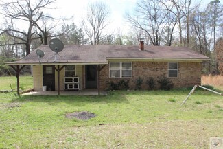 207 Nevada 75, Prescott, AR 71857