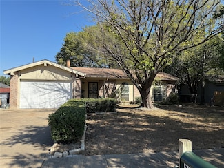 1535 Clearbrook St, Lancaster, TX 75134