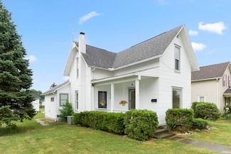 719 E 7th St, Auburn, IN 46706