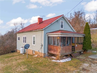 412 Majorsville Rd, West Finley, PA 15377