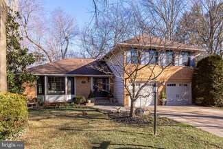 10199 Red Spruce Rd, Fairfax, VA 22032