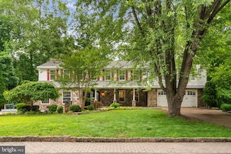 12522 Spring Dr, Manassas, VA 20112